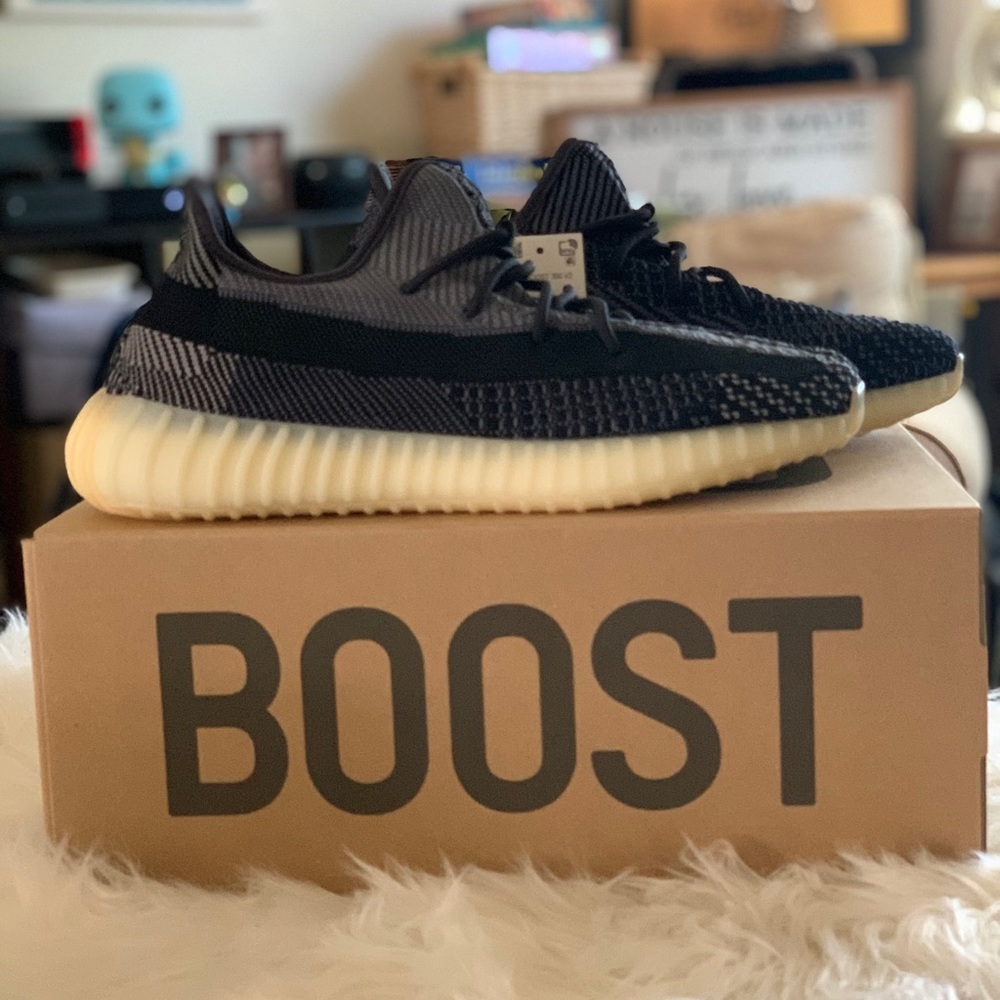 NEW Adidas Yeezy Boost 350 V2 Carbon Asriel NWT